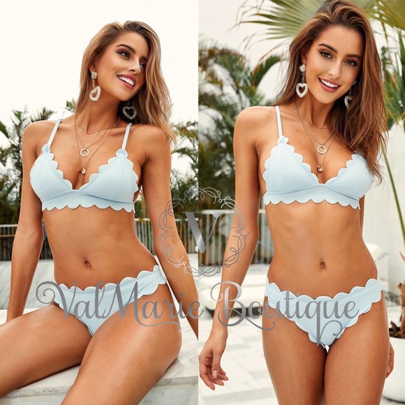 Powder blue scalloped bikini - Picture 2 of 3